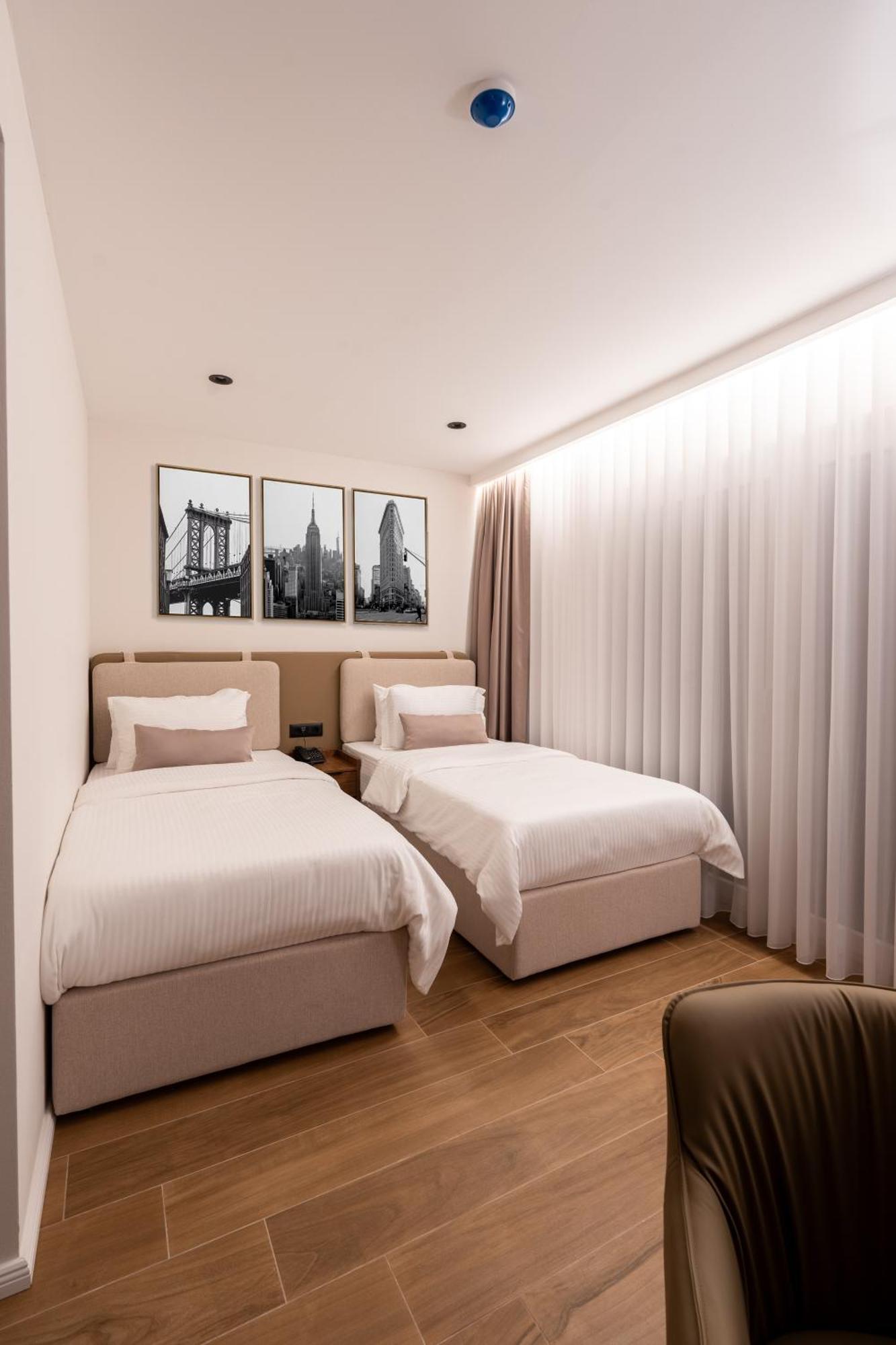Ruby Hotel Prishtina Prishtinë Luaran gambar