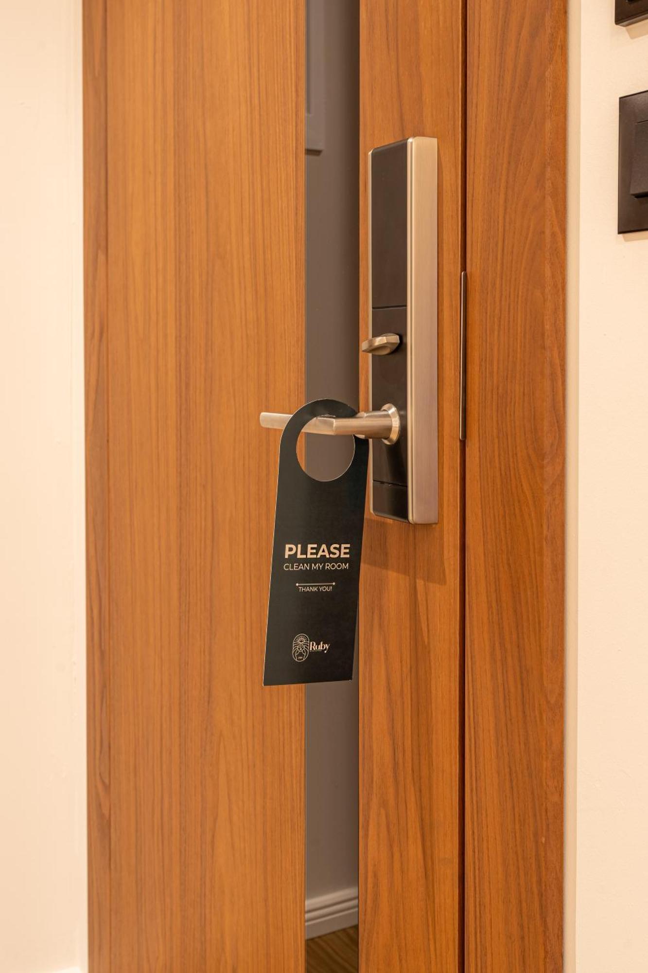 Ruby Hotel Prishtina Prishtinë Luaran gambar