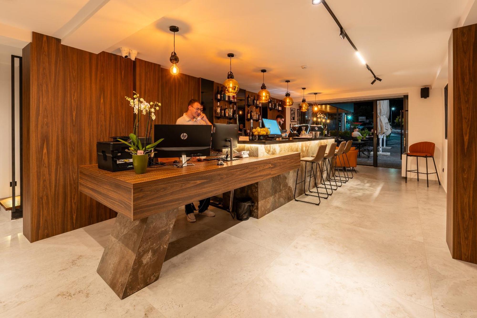 Ruby Hotel Prishtina Prishtinë Luaran gambar