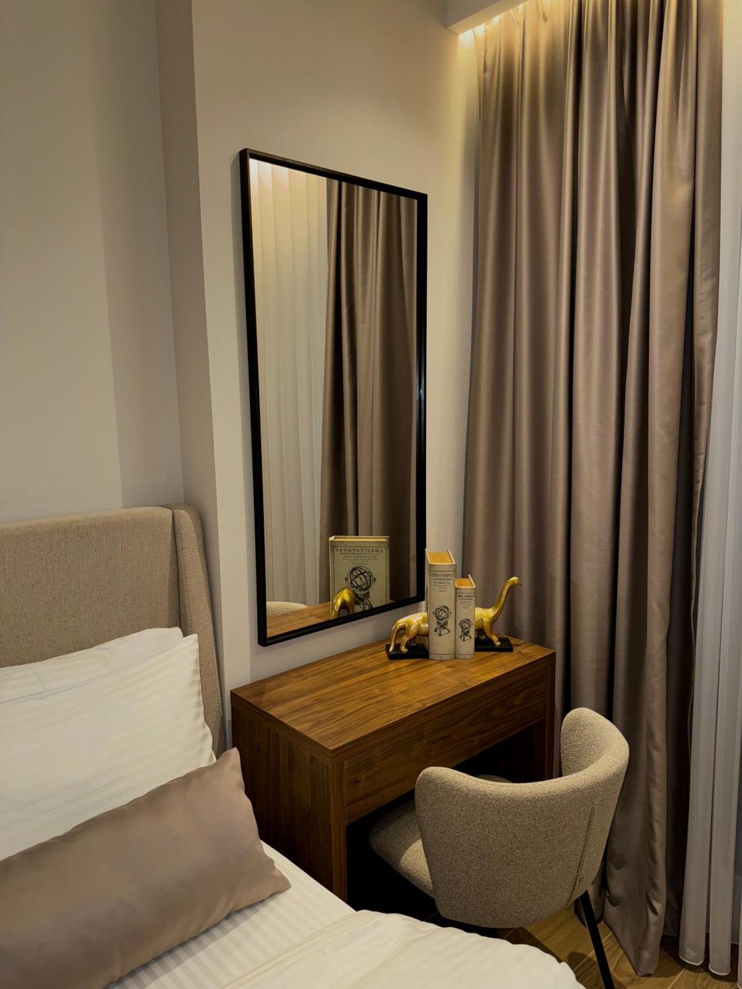 Ruby Hotel Prishtina Prishtinë Luaran gambar